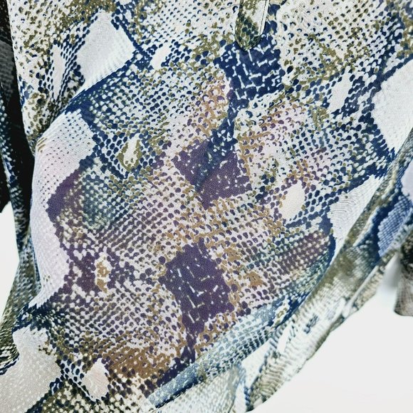 ANA A New Approach Popover Blouse L Blue Green Snake Print Semi Sheer Tab Sleeve - Picture 7 of 13